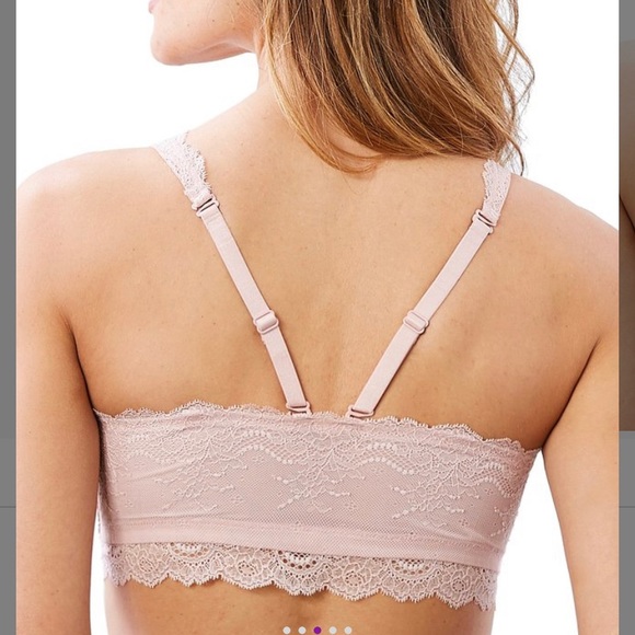 Spanx Undie-tectable lace wireless bralette - Powder - Picture 3 of 11